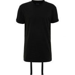 D.GNAK TAPES SHORT SLEEVES Tshirt z nadrukiem black. T-shirty męskie marki D.GNAK. Za 449.00 zł.