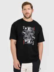 4F T-shirt loose z nadrukiem męski - czarny L. Czarne t-shirty męskie 4f, l, bez wzorów, z bawełny, bez kołnierzyka, bez ramiączek. Za 79.99 zł.