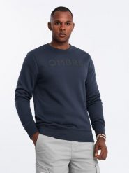 Klasyczna bluza dresowa męska z napisem – granatowa V3 OM-SSPS-0181 - XXL. Niebieskie bluzy nierozpinane męskie Ombre Clothing, l, bez wzorów, z bawełny, klasyczne, bez ramiączek, bez kaptura. Za 95.99 zł.