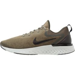 Nike Performance ODYSSEY REACT Obuwie do biegania treningowe medium olive/black/sequioa/light silver. Buty do biegania męskie Nike Performance. W wyprzedaży za 384.30 zł.