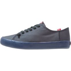 Camper ANDRATX Sneakersy niskie dark gray. Szare trampki męskie Camper, z gumy. Za 419.00 zł.
