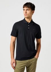 MESKA KOSZULKA WRANGLER POLO SHIRT BLACK 112365465. Czarne koszulki polo męskie Wrangler, xxl, bez wzorów, bez kołnierzyka, bez ramiączek. Za 99.99 zł.