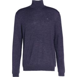 Calvin Klein SPIKE ROLLNECK Sweter gradino. Szare kardigany męskie marki Calvin Klein, z materiału. W wyprzedaży za 359.20 zł.