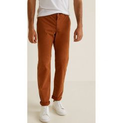 Mango Man - Spodnie Barna3. Eleganckie spodnie męskie marki Mango Man. Za 199.90 zł.
