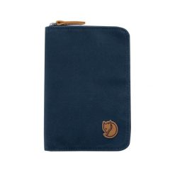 Portfel Fjallraven Passport Wallet - navy. Niebieskie portfele męskie Fjällräven, bez wzorów. Za 220.99 zł.