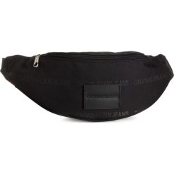 Saszetka nerka CALVIN KLEIN JEANS - Street Pack K50K504922 BDS. Czarne saszetki męskie Calvin Klein Jeans, bez wzorów, z jeansu. Za 229.00 zł.