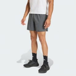 Szorty adi365 FORMOTION. Szare szorty sportowe męskie ADIDAS, bez wzorów, klasyczne, z standardowym stanem. Za 205.50 zł.