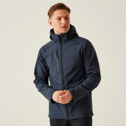 Softshell roboczy męski Repeller. Czerwone kurtki softshell męskie Regatta, m, bez wzorów, z softshellu, bez kaptura, trekkingowe. W wyprzedaży za 349.99 zł.
