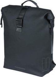 Basil Plecak/Sakwa rowerowa BASIL SOHO BACKPACK NORDLICHT17L, mocowanie na haki Hook-On System, wodoodporny poliester, oświetlenie, night black (NEW 2. Czarne plecaki męskie BASIL, bez wzorów, z poliesteru. Za 450.92 zł.
