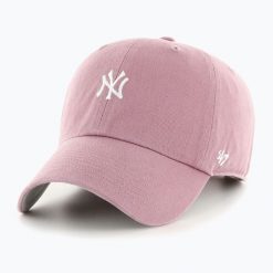 Czapka z daszkiem 47 Brand MLB New York Yankees Base Runner CLEAN UP. Czerwone czapki męskie 47 Brand, na wiosnę, bez wzorów. Za 169.50 zł.