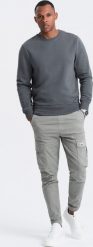 Ombre Nierozpinana bawełniana męska dresowa bluza BASIC grafitowa V11 OM-SSBN-0159 S. Szare bluzy nierozpinane męskie Ombre, m, bez wzorów, z bawełny, bez ramiączek, bez kaptura. Za 139.99 zł.