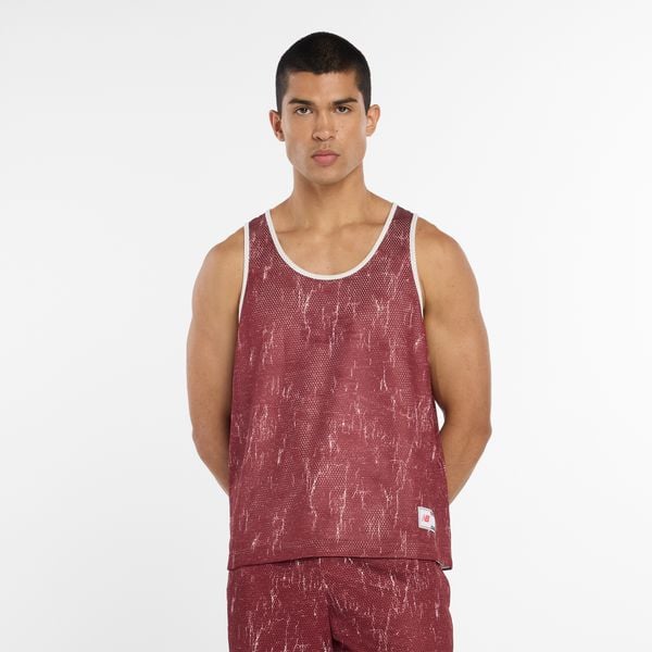 Koszulka męska New Balance MT53609MHB – bordowa. Czerwone t-shirty sportowe męskie New Balance, m, bez wzorów, z dresówki, sportowe, bez ramiączek. Za 249.99 zł.