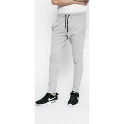 Jack & Jones - Spodnie. Długie spodnie sportowe męskie marki Jack & Jones. W wyprzedaży za 69.90 zł.