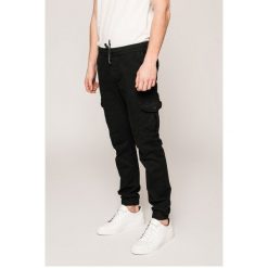 Tom Tailor Denim - Spodnie. Spodnie na co dzień męskie marki Tom Tailor Denim. W wyprzedaży za 159.90 zł.