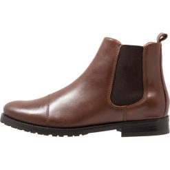 Royal RepubliQ NANO CHELSEA Botki brown. Sztyblety męskie marki Royal RepubliQ. W wyprzedaży za 743.20 zł.