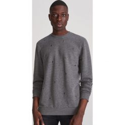 Bluza z dekoracyjnymi nitami - Szary. Szare bluzy nierozpinane męskie Reserved, l, bez wzorów, bez ramiączek, bez kaptura. Za 119.99 zł.