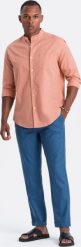Ombre Męskie spodnie podwijane chino z dodatkiem lnu niebieski denim V5 OM-PACP-0198 XL. Niebieskie długie spodnie sportowe męskie Ombre, bez wzorów, z denimu. Za 219.99 zł.