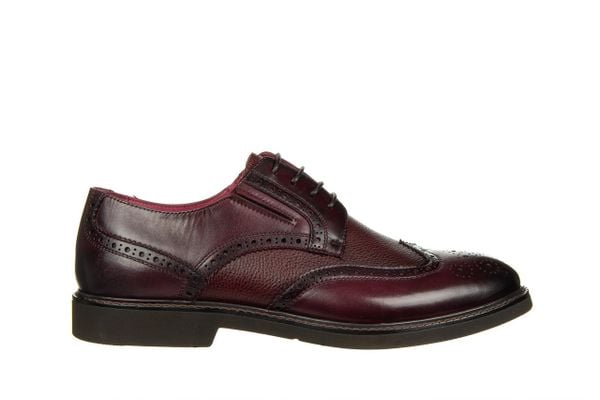 Półbuty John Doubare D993-815-303 Red 104232, Brązowy, Skóra naturalna - 42. Brązowe eleganckie półbuty męskie John Doubare, ze skóry, biznesowe, bez obcasa, bez zapięcia. W wyprzedaży za 524.99 zł.