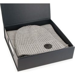 Zestaw Szalik i Czapka JOOP! - Francis 10006188 041. Czapki męskie marki JOOP!. W wyprzedaży za 359.00 zł.