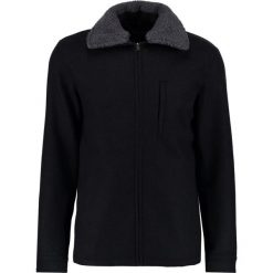 Suit KURT Kurtka przejściowa black melange. Czarne kurtki męskie Suit, z materiału. W wyprzedaży za 531.30 zł.