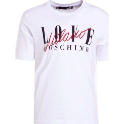 Love Moschino Tshirt z nadrukiem white. Białe t-shirty męskie Love Moschino, z nadrukiem, z bawełny. Za 359.00 zł.