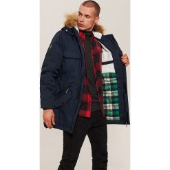 Ocieplana parka - Granatowy. Niebieskie parki męskie House. Za 369.99 zł.