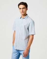 MESKA KOSZULA WRANGLER SS SHIRT PACIFIC STRIPE 112362757. Koszule męskie Wrangler, xl, bez wzorów, bez kołnierzyka, bez ramiączek. Za 109.99 zł.