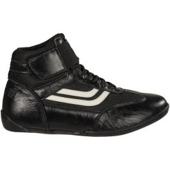 Buty treningowe Kwon. Czarne buty treningowe męskie KWON, bez wzorów, ze skóry, bez zapięcia. Za 246.00 zł.