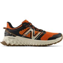 Buty męskie New Balance Fresh Foam Garoé MTGAROI1 – pomarańczowe. Brązowe buty do biegania męskie New Balance, bez wzorów, z materiału, bez zapięcia, do biegania. Za 299.99 zł.
