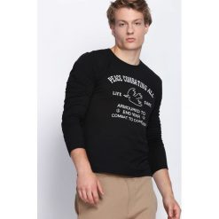 Czarna Koszulka Armoured. Czarne koszulki męskie z długim rękawem marki Born2be, z długim rękawem. Za 29.99 zł.