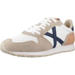 Kapcie MUNICH MASSANA CLUB Brązowy. Brązowe buty trekkingowe męskie Munich, bez wzorów, ze skóry, bez zapięcia, trekkingowe. W wyprzedaży za 436.05 zł.