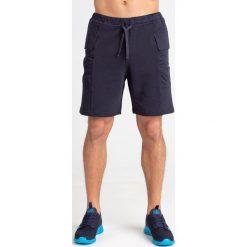 SPODENKI Armani Exchange. Niebieskie szorty męskie Armani Exchange, bez wzorów, z bawełny. Za 293.30 zł.