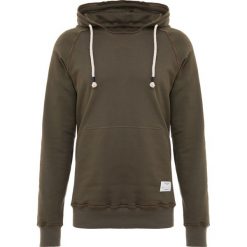 The Editor HOLLYWOOD HOODIE Bluza z kapturem dark oliv. Bluzy nierozpinane męskie marki The Editor. W wyprzedaży za 671.20 zł.