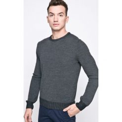 Trussardi Jeans - Sweter. Swetry męskie marki TRUSSARDI JEANS. W wyprzedaży za 259.90 zł.