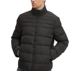 Kurtka GEOX M MAGNETE SHOR Czarny. Czarne kurtki męskie Geox, m, bez wzorów, z tkaniny, casualowe, bez ramiączek, bez kaptura. W wyprzedaży za 581.60 zł.