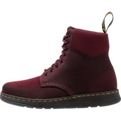 Dr. Martens RIGAL Botki sznurowane oxblood/black. Sztyblety męskie marki Dr. Martens. W wyprzedaży za 421.85 zł.