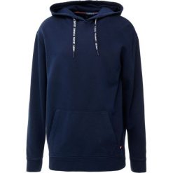 Tommy Jeans CONTEMPORARY HOODIE Bluza z kapturem black iris. Bluzy nierozpinane męskie marki Tommy Jeans. W wyprzedaży za 404.10 zł.