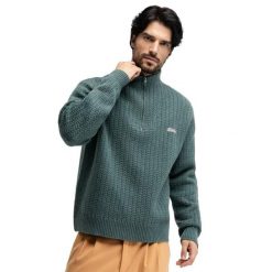 Męski sweter ze stójką Siroko Tiksi Blue. Niebieskie swetry męskie SIROKO, bez wzorów, prążkowane, bez kołnierzyka, bez ramiączek. Za 224.00 zł.