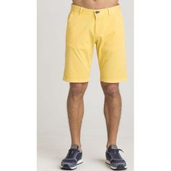 BERMUDY RISTO Joop! Jeans. Żółte szorty męskie JOOP! Jeans, z aplikacjami, z bawełny. Za 265.30 zł.