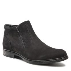 Botki Lasocki. Czarne sztyblety męskie Lasocki, bez obcasa, bez zapięcia. Za 249.99 zł.