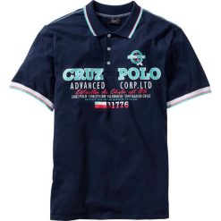 Shirt polo z nadrukiem bonprix ciemnoniebieski. Koszulki polo męskie bonprix. Za 54.99 zł.