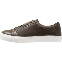 Royal RepubliQ SPARTACUS BASE SHOE Sneakersy niskie hiking green. Buty sportowe na co dzień męskie marki Royal RepubliQ. Za 589.00 zł.