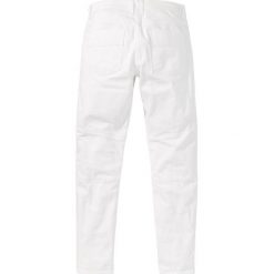 Dżinsy ze stretchem Slim Fit Straight bonprix biały. Białe jeansy męskie bonprix, z jeansu. Za 59.99 zł.