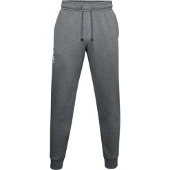 Spodnie treningowe męskie Under Armour Rival Fleece 3Logo Jogger. Szare szorty sportowe męskie Under Armour, bez wzorów. Za 241.57 zł.
