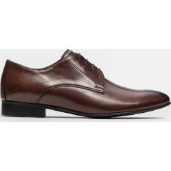 Brązowe półbuty męskie. Eleganckie półbuty męskie marki Kazar. Za 449.00 zł.