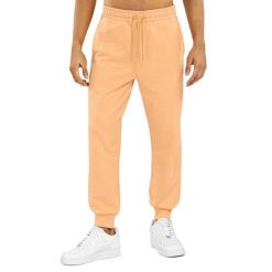 Spodnie dresowe Lifestyle męskie SIROKO Serenity. Brązowe spodnie dresowe męskie SIROKO, bez wzorów, z bawełny. W wyprzedaży za 84.00 zł.