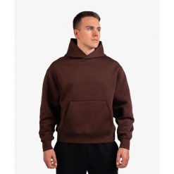 Bluza INTERLOCK OVERSIZE DZIK® brązowa. Brązowe bluzy nierozpinane męskie DZIK, s, z aplikacjami, z materiału, sportowe, bez ramiączek, bez kaptura. Za 349.99 zł.
