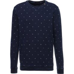Scotch & Soda BLAUW INDIGO ALLOVER PRINT Bluza dunkelblau. Niebieskie bluzy nierozpinane męskie Scotch & Soda, z bawełny. Za 429.00 zł.