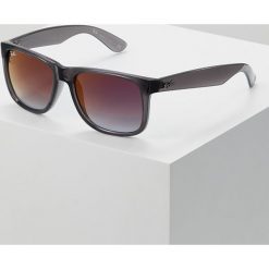 RayBan Okulary przeciwsłoneczne trasparent grey/grey gradient/mirror red. Szare okulary przeciwsłoneczne męskie Ray-Ban, w gradientowe wzory. Za 599.00 zł.