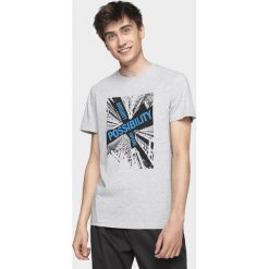 T-shirt męski TSM005 - chłodny jasny szary melanż. Szare t-shirty męskie 4f, m, bez wzorów, bez kołnierzyka, bez ramiączek. W wyprzedaży za 49.99 zł.